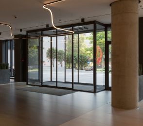 Automatic sliding door repair service in Livermore CO